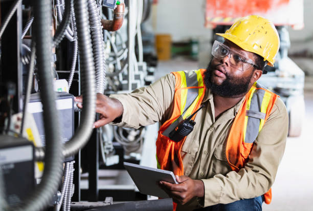  Quinebaug, CT Electrician Pros
